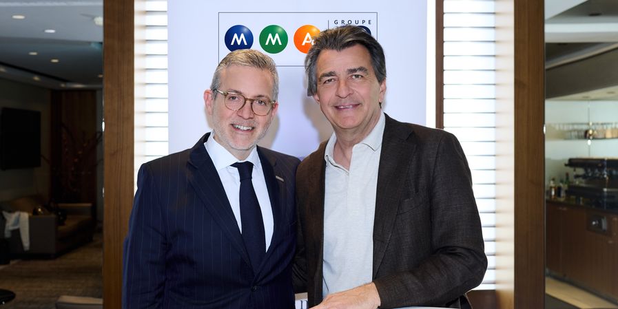 MMA renouvelle son partenariat avec trois nageurs handisport